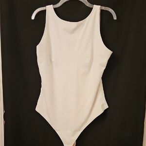 Elegant Cream Shapewear Bodysuit